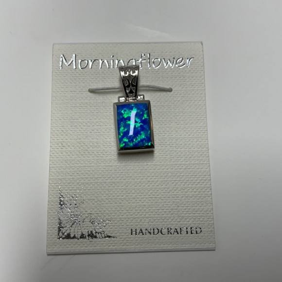 Earring and Pendant set - Picture 5 of 5